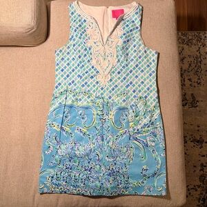 Lilly Pulitzer Blue Green Print Shift Dress Embroidered Neckline Size 14